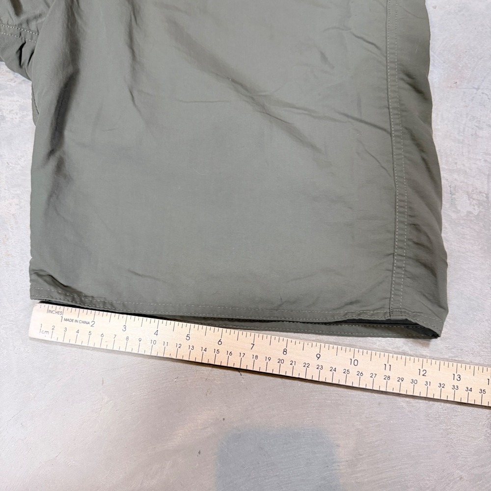 Patagonia Men's Size L Casual Outdoor Cargo Shorts Khaki Lightweight - Picture 7 of 7